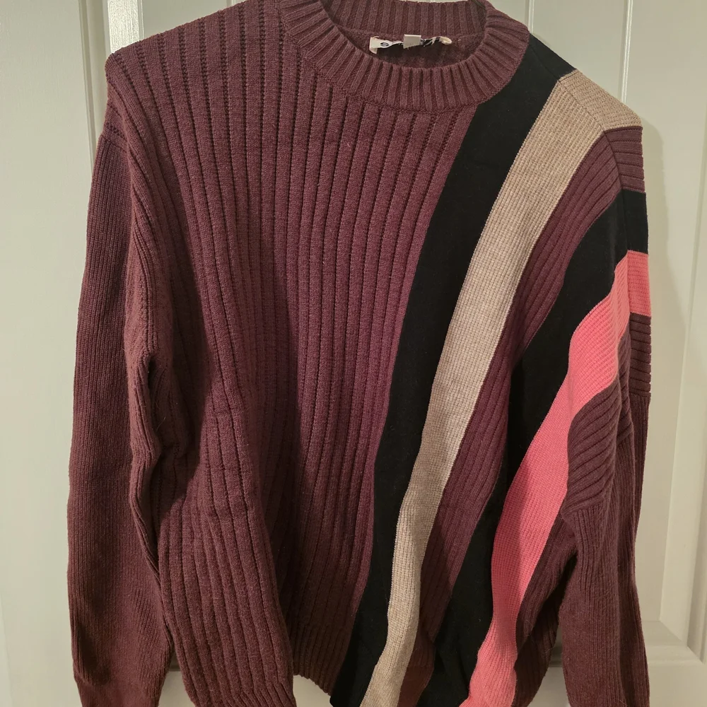 Striped Ribbed Sweater - Picture 2 of 4
